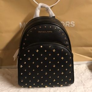 💯🆕 Michael Kors abbey backpack Black leather💯🆕